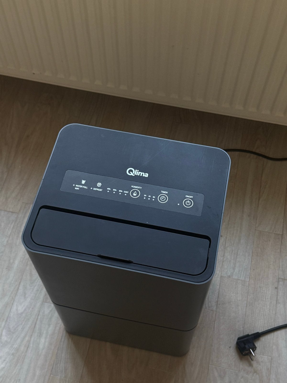 Qlima D 812 Smart Luchtontvochtiger 12L/dag HAF/Koolstoffilt, Ophalen, Zo goed als nieuw, Luchtontvochter