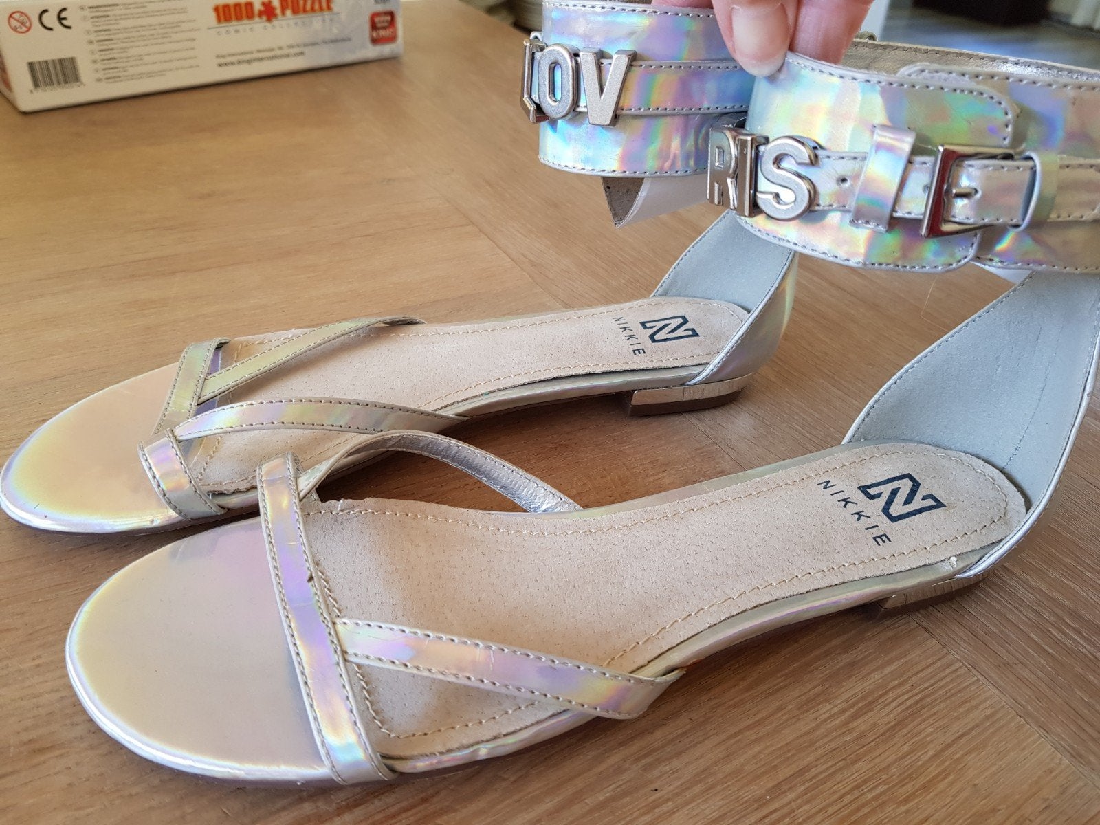 nieuwe sandalen 39 Nikkie Plessen zilver love Paris, Ophalen of Verzenden, Nieuw