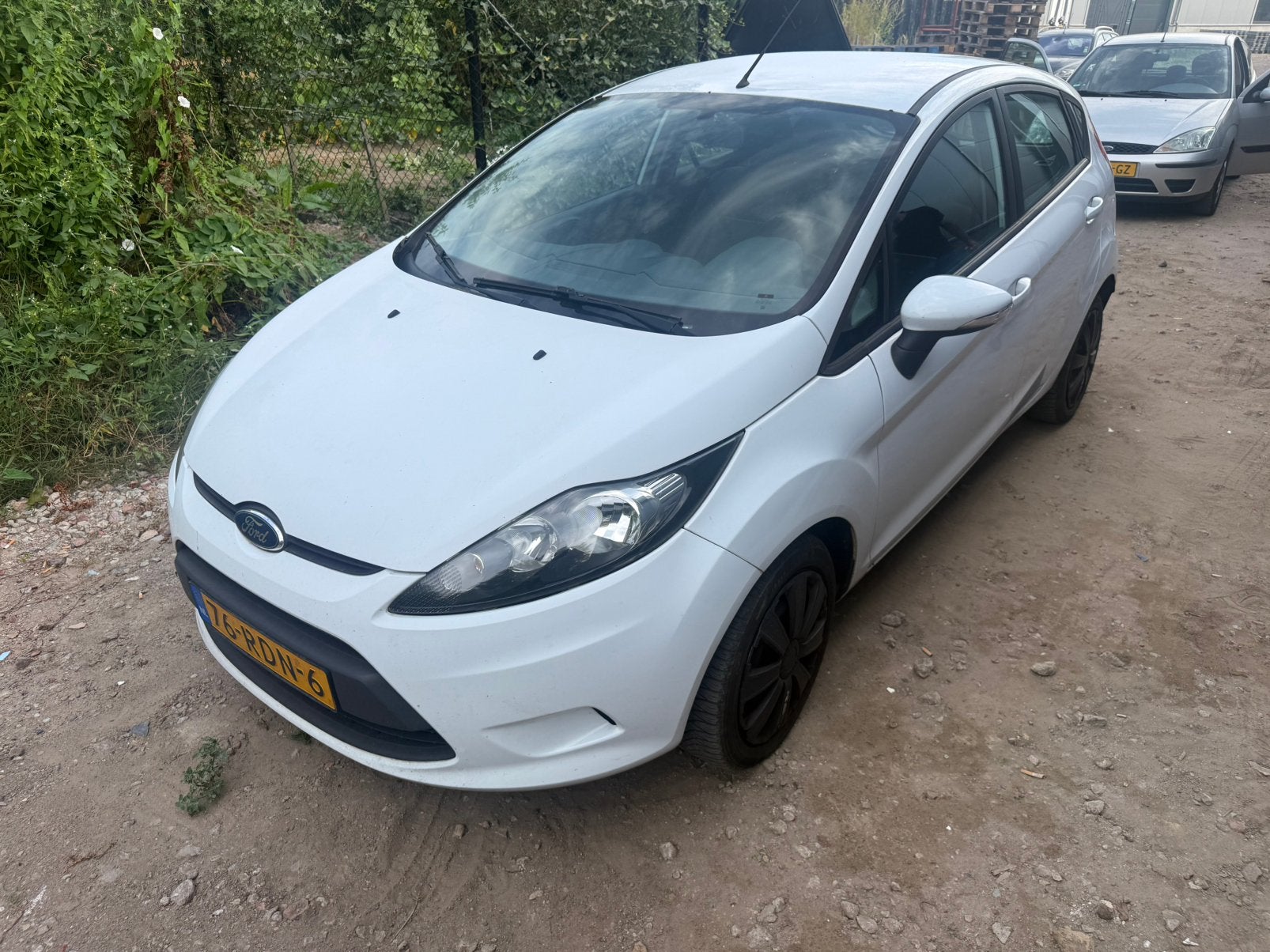 Ford Fiësta 1.25 44KW 5DR 2011 Wit, Voorwielaandrijving, Stof, 40 €/maand, 4 cilinders