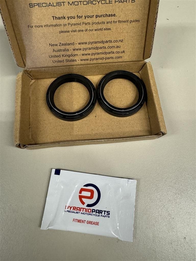 vork olie seal ringen - Fork Oil Seals for Suzuki AN 400 Bur, Ophalen of Verzenden, Zo goed als nieuw