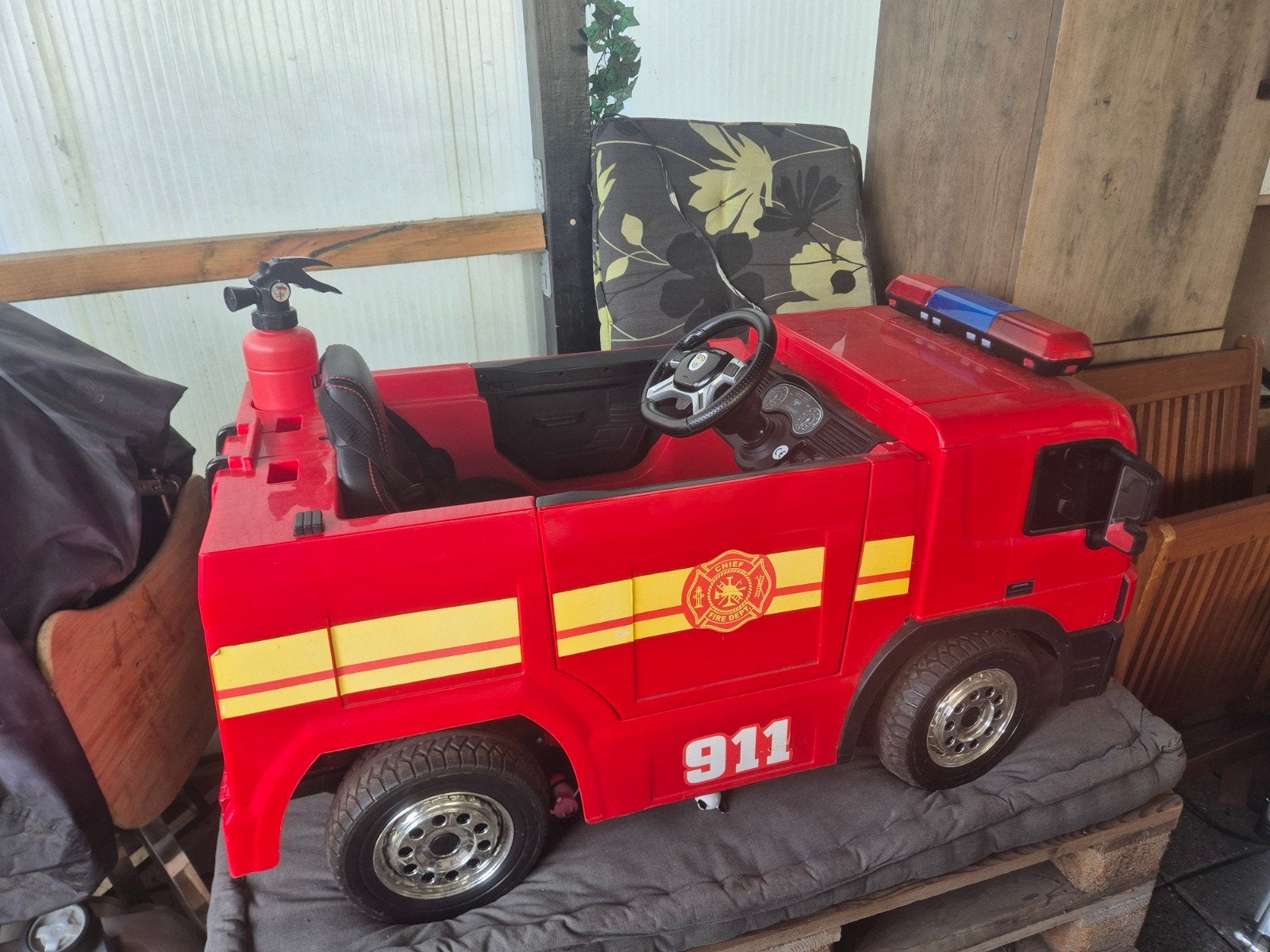 Kinder Brandweerauto met Geluid en Lichten op Accu, Ophalen, Gebruikt, Overige typen