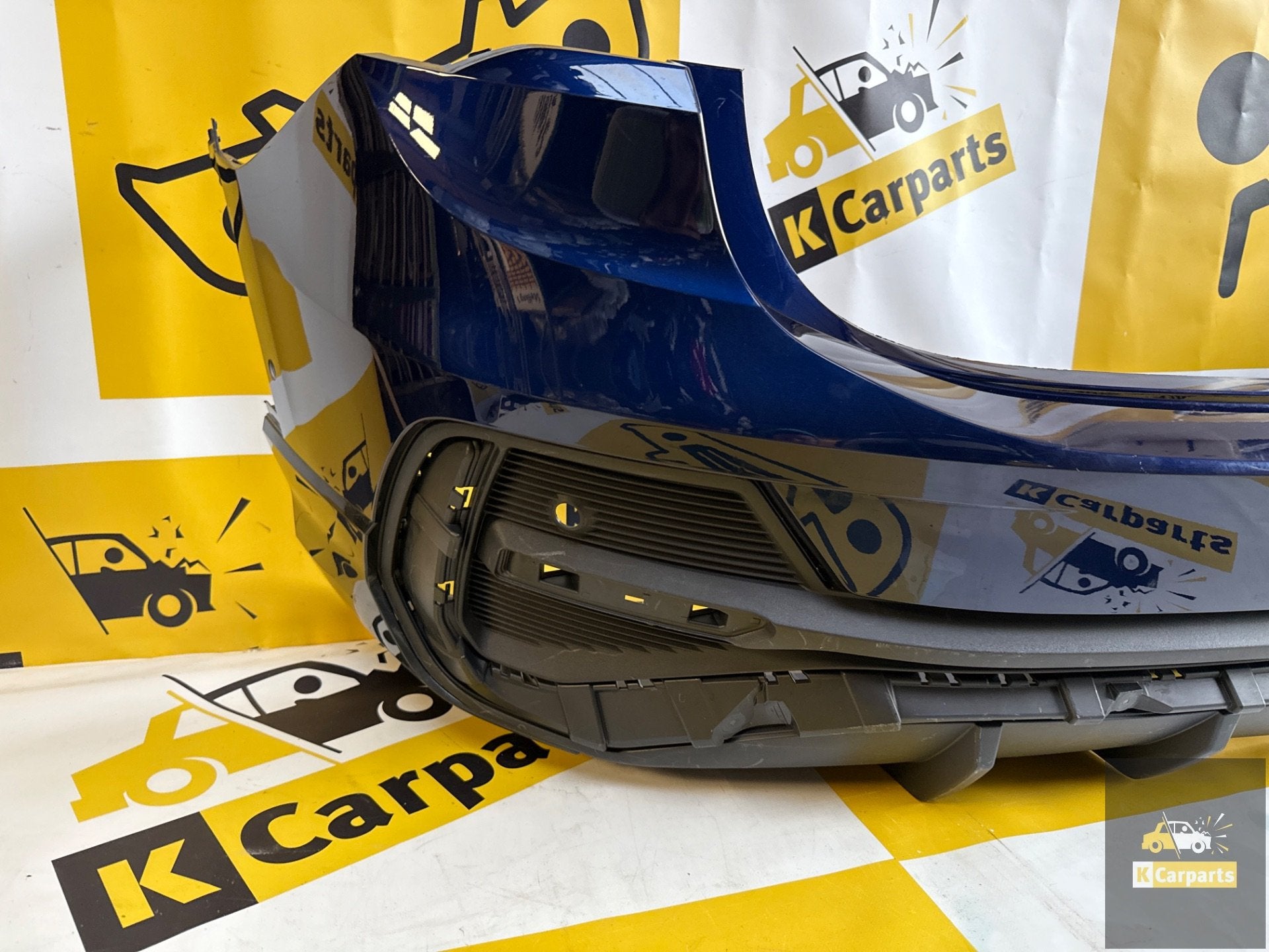 Audi Q3 Achterbumper 83F807511A Origineel, Info@fabrikant.eu, Fabrikantstraat 1
1000 AA  Amsterdam, NL, Achter, Bumper