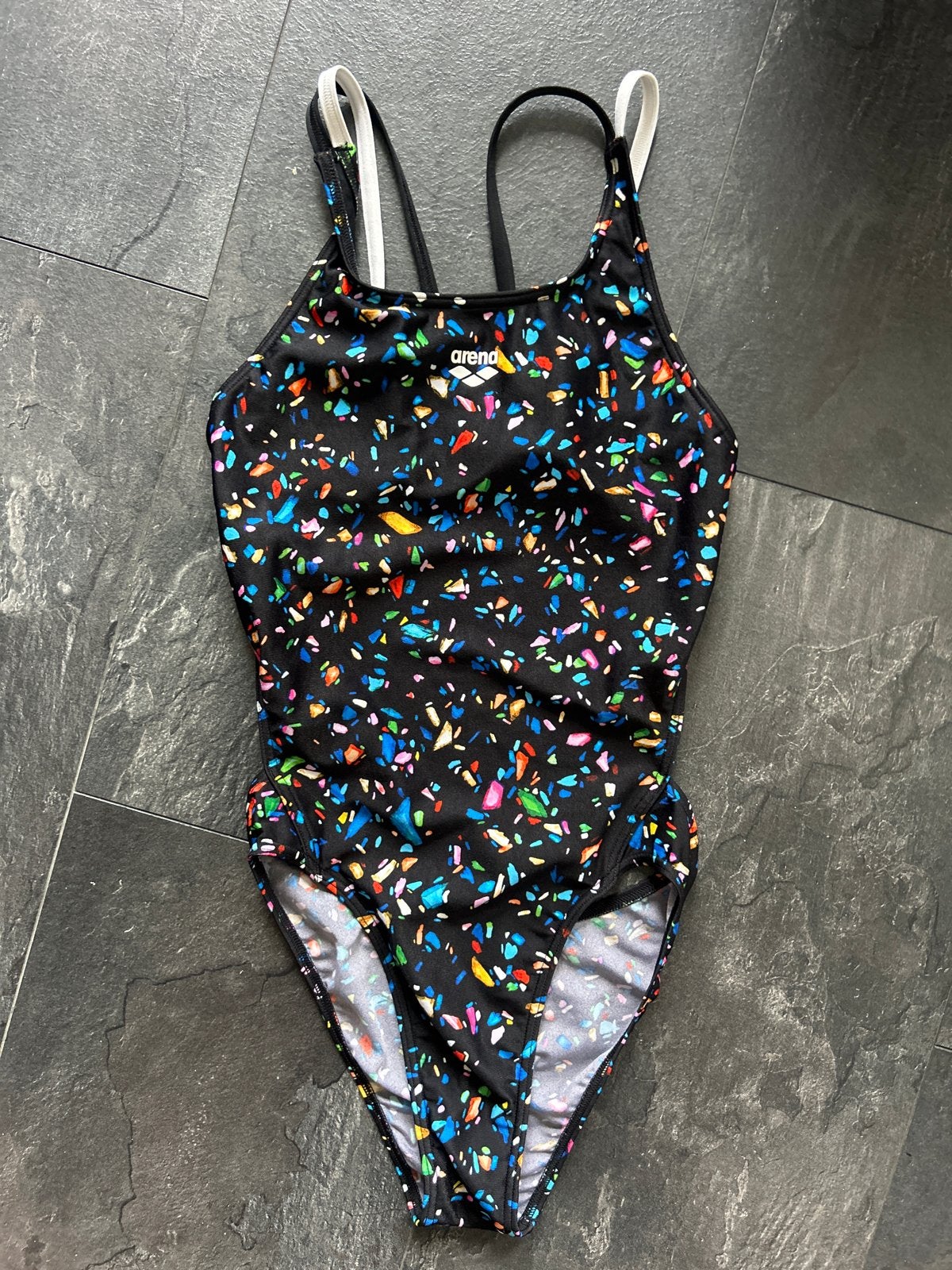 ARENA badpak met kleurrijke confetti  print ZGAN maat 34-36, Verzenden, Zo goed als nieuw, Meerkleurig, Badpak