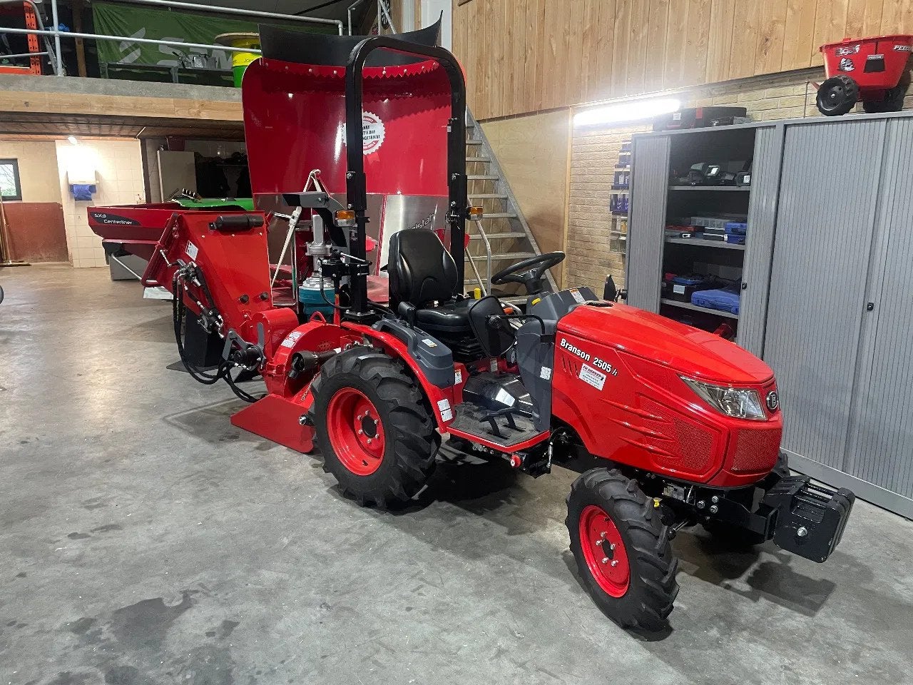 Branson 2025H, Diesel, Overige typen, Branson