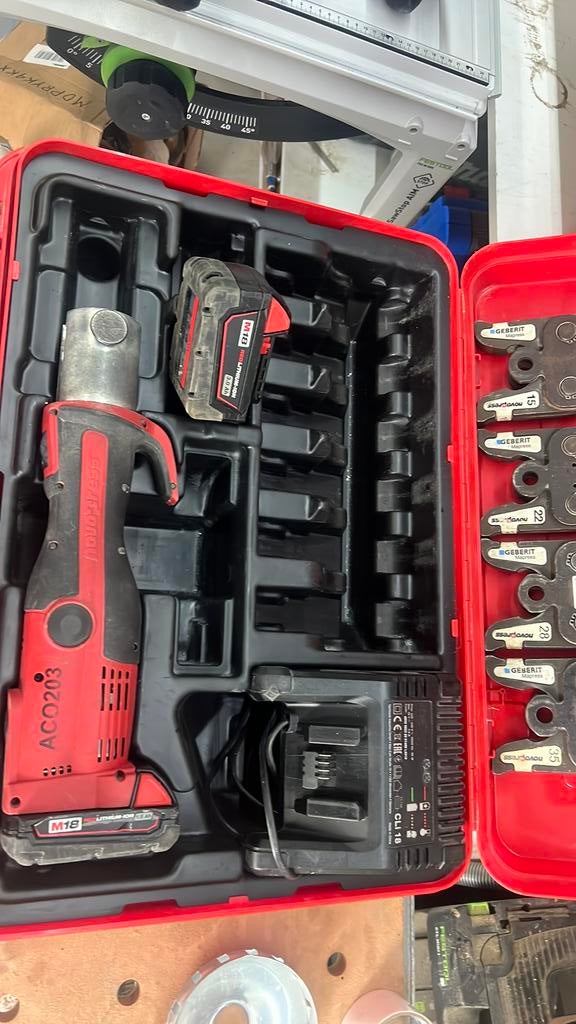 Perstang novopress aco203 bt, Ophalen of Verzenden, Zo goed als nieuw