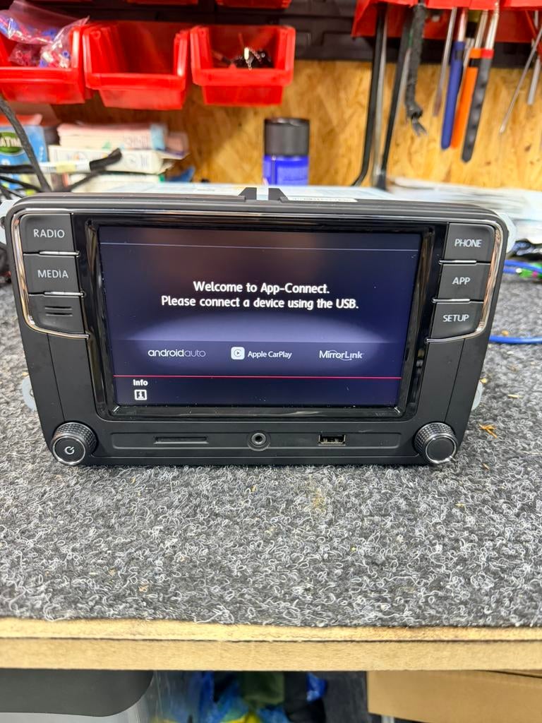 VW Rcd 330 Noname Oem , Originele VW Rcd 330 Carplay Android, NoName, NoName, Ophalen of Verzenden, Zo goed als nieuw