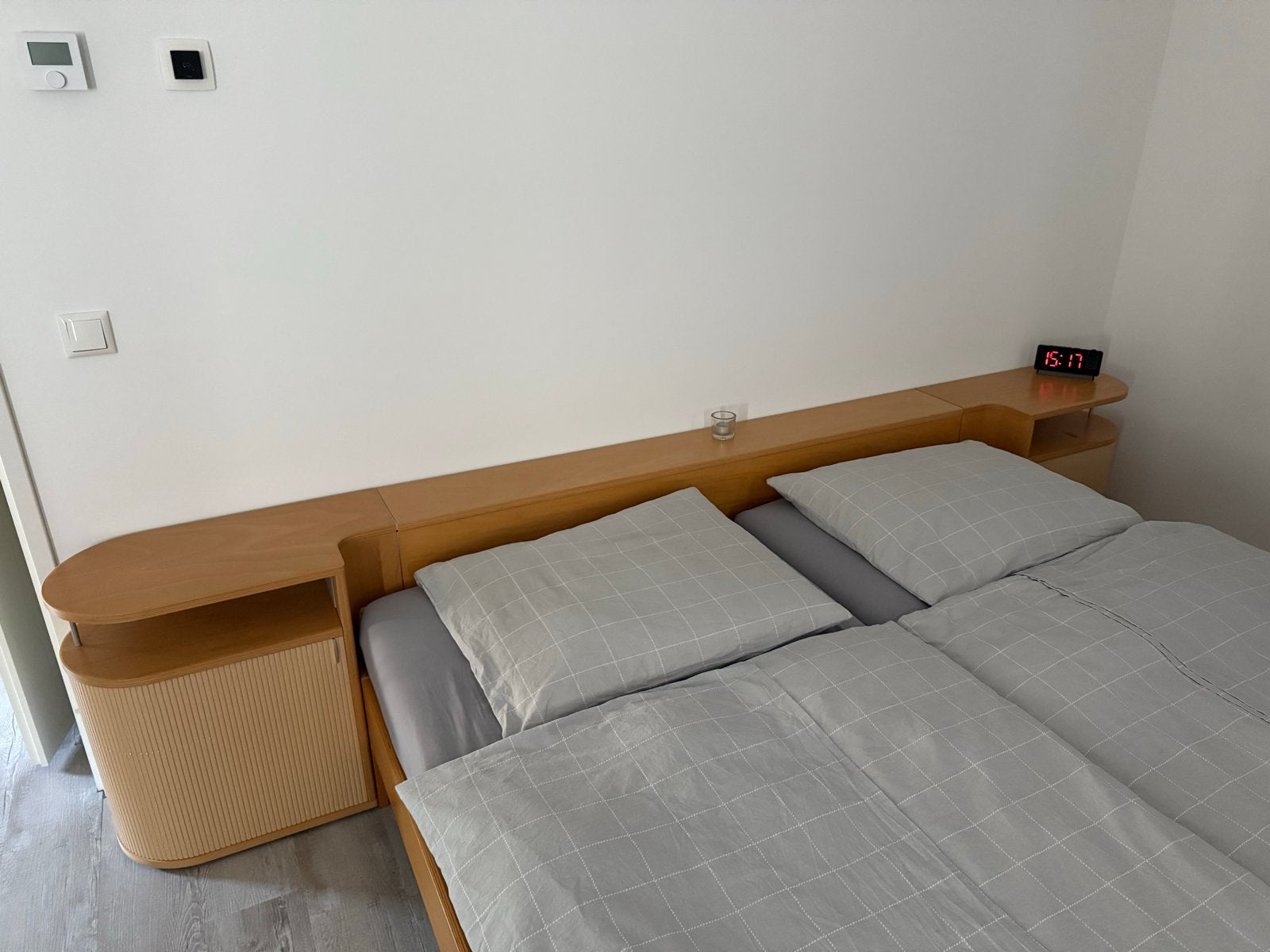 Auping achterwand licht eiken voor tweepersoonsbed, Ophalen, Gebruikt, Beige, Tweepersoons