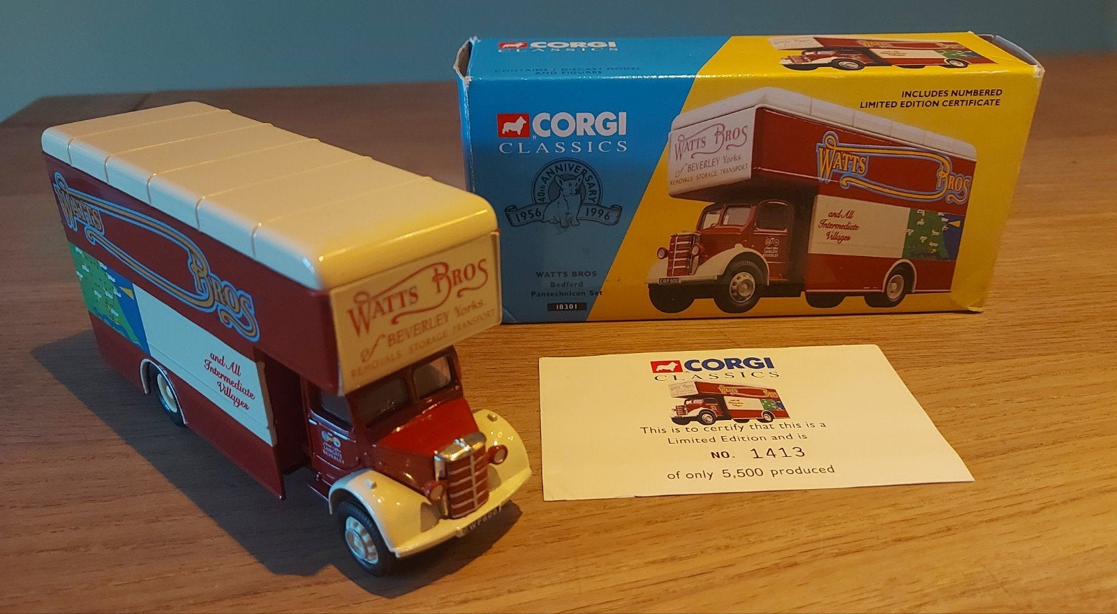 Corgi Classics Watts Bros Verhuiswagen Limited Edition, Ophalen of Verzenden, Nieuw, Bus of Vrachtwagen, Corgi