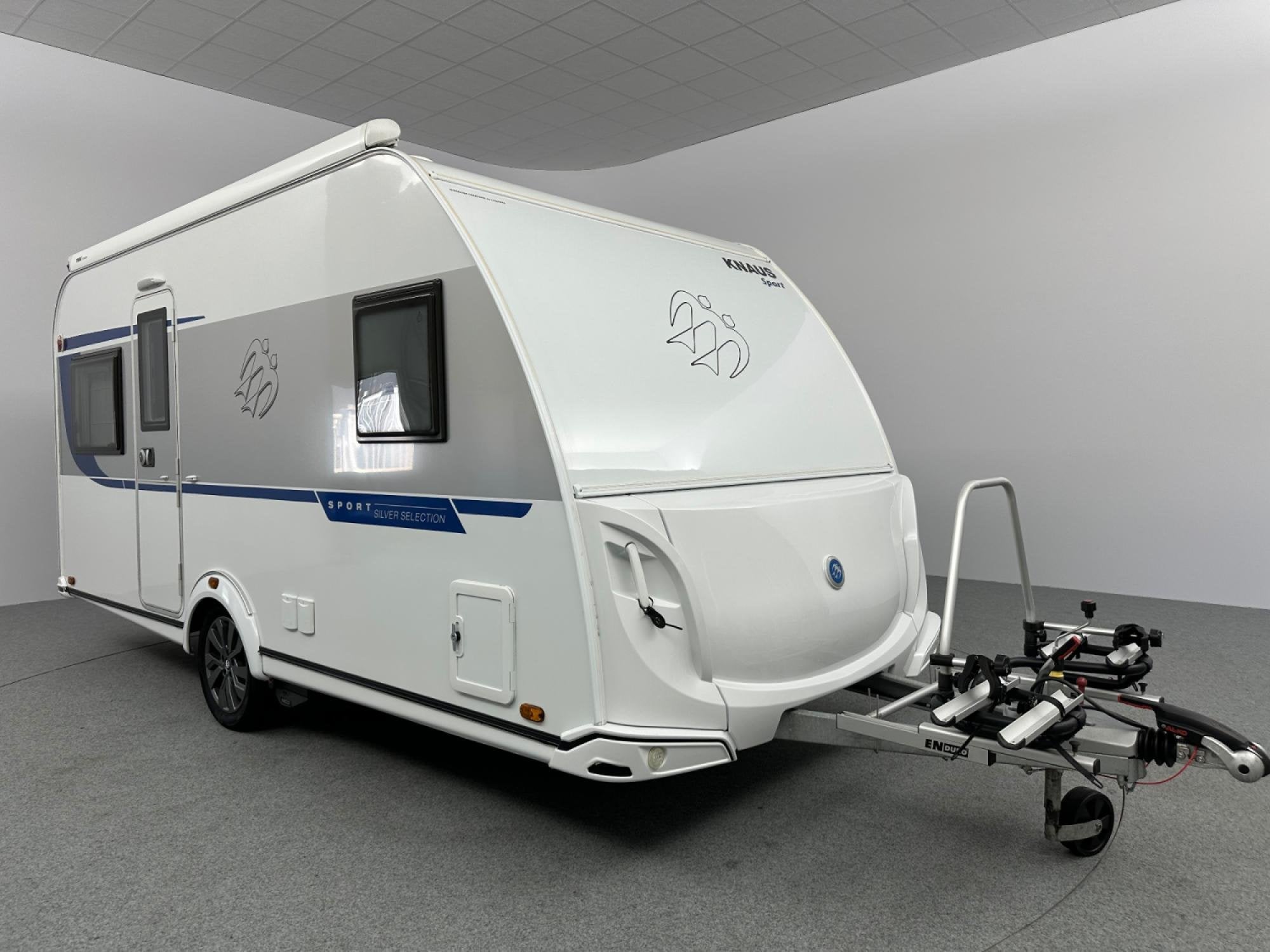 Knaus Sport 450 FU Silver Selection Cassetteluifel Mover, Hordeur, Rondzit, Bedrijf, 4 tot 5 meter