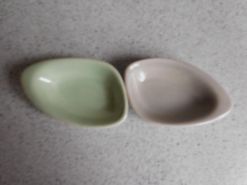 Pinda setje Beige en Groen Plateel, Antiek en Kunst, Antiek | Keramiek en Aardewerk, Ophalen of Verzenden