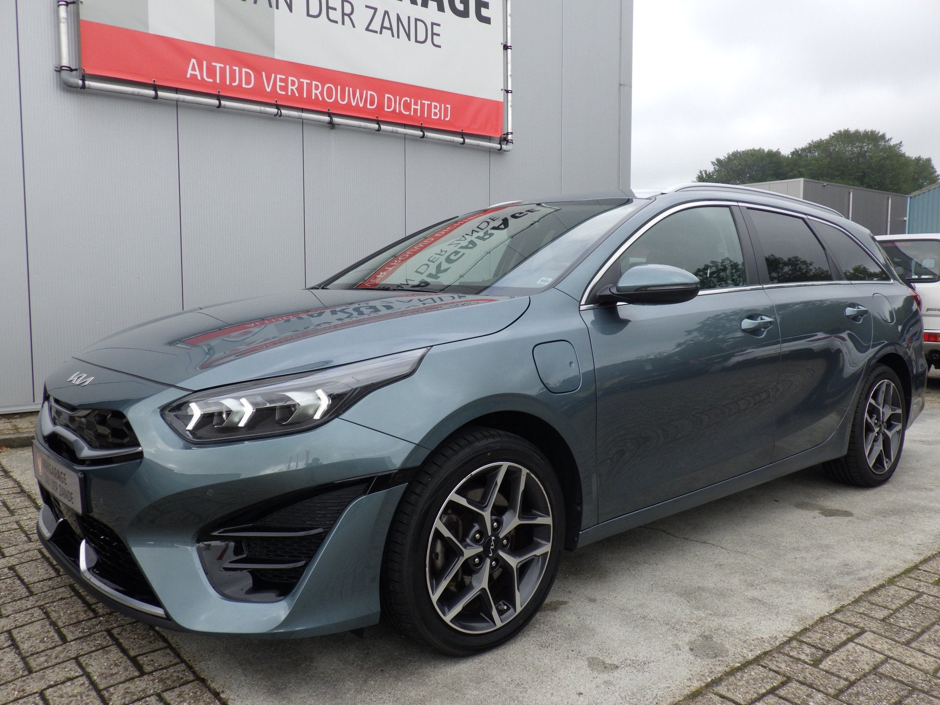 Kia Ceed Sportswagon 1.6 GDI PHEV AUT, ExecutiveLine, Plug-I, Auto's, 77 km/l, Gebruikt, Zwart, Leder en Stof