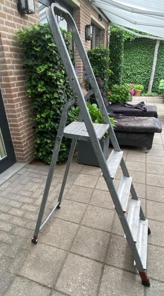 ladders en trappen, Doe-het-zelf en Verbouw, Ladders en Trappen, Ophalen, Gebruikt, Trap, Opvouwbaar of Inschuifbaar