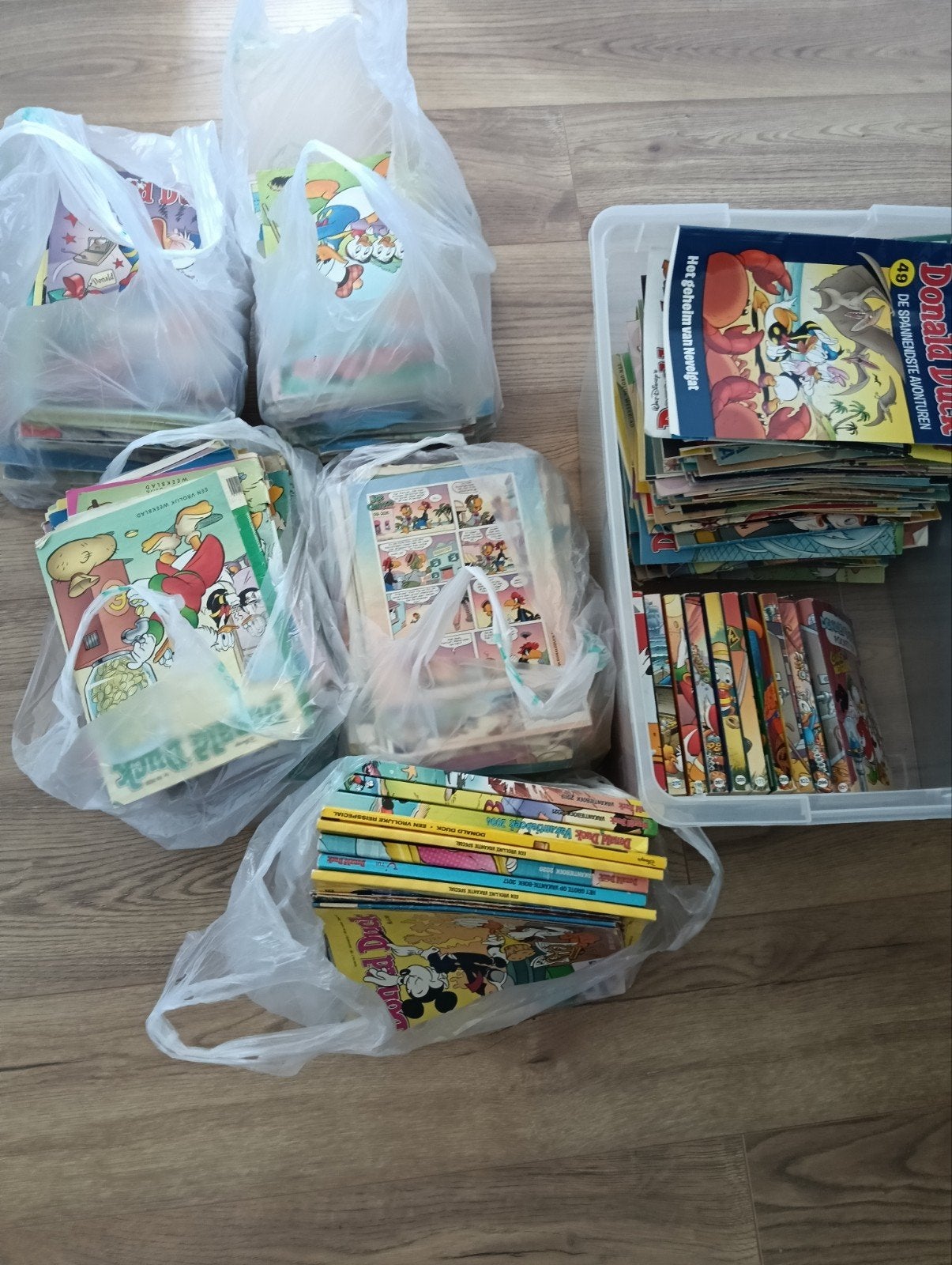 Groot pakket Donald Ducks, weekbladen, pockets en vakantiebo, Boeken, Ophalen, Gelezen, Overige typen