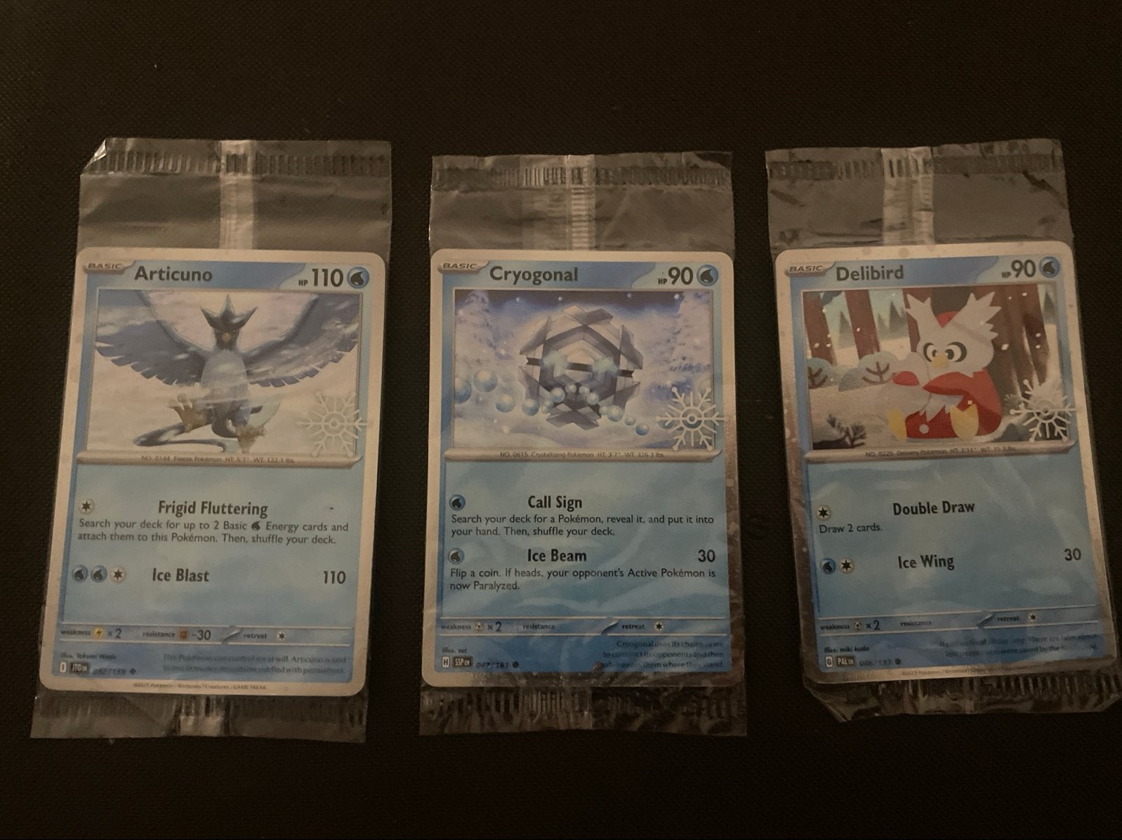 Factory Sealed Pokémon Kaarten met Snowflake Holiday Stamp, Ophalen, Nieuw, Meerdere kaarten