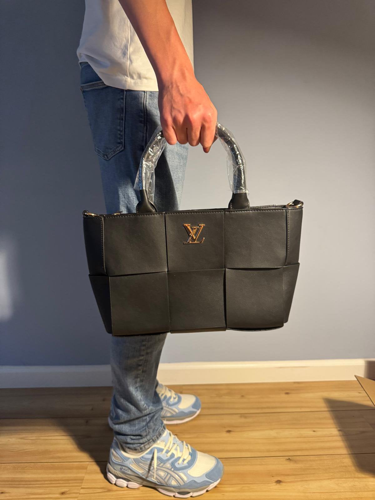 Mooie tas, Sieraden, Tassen en Uiterlijk, Tassen | Damestassen, Ophalen of Verzenden, Nieuw, Zwart, Handtas