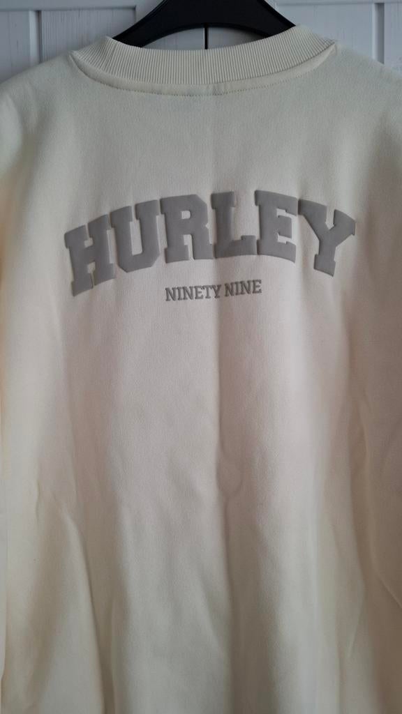 Hurley pak met kaartje er nog aan, Geel, Overige typen, Nieuw, Ophalen of Verzenden