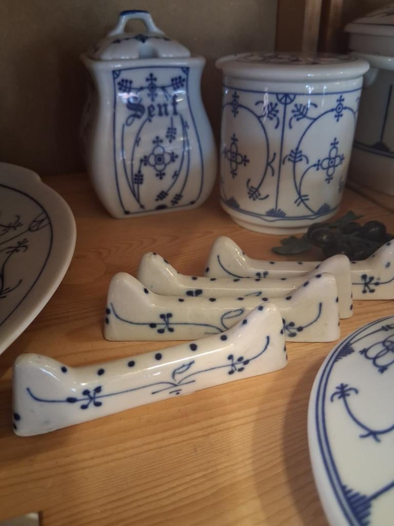 Blauw saks serviesgoed  servies saksisch Jäger kahla, Huis en Inrichting, Keuken | Servies, Ophalen of Verzenden, Overige stijlen