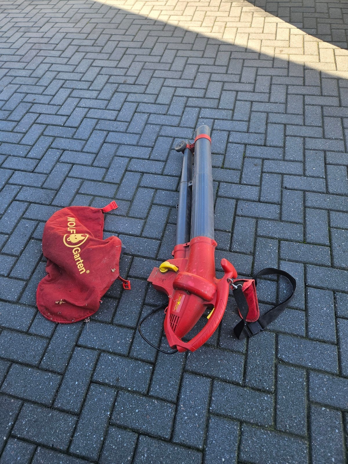 Wolf Garten bladblazer/bladzuiger met opvangzak, Ophalen, Met opvangzak, Handgedragen, Elektrisch