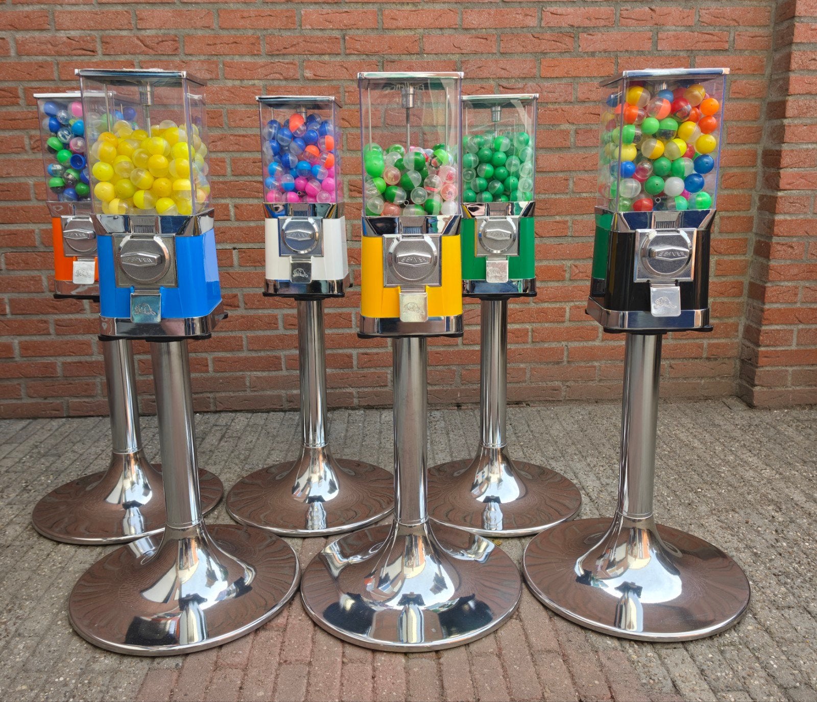FIFTIES SIXTIES BEAVER CAPSULE / KAUWGOMBALLEN AUTOMATEN, Verzamelen, Ophalen, Nieuw