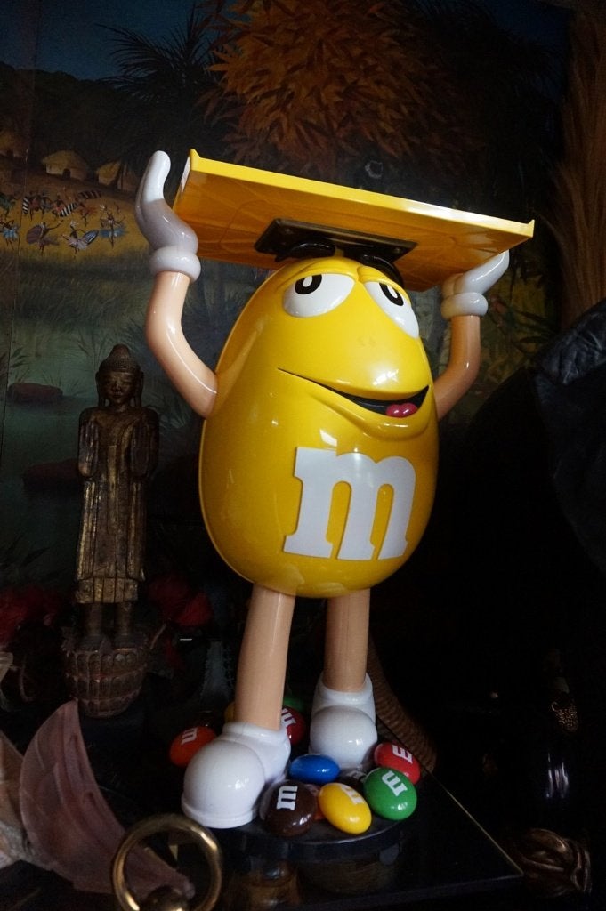M&M Mr Peanut winkel display 1980s, Ophalen, Zo goed als nieuw, Reclamebord