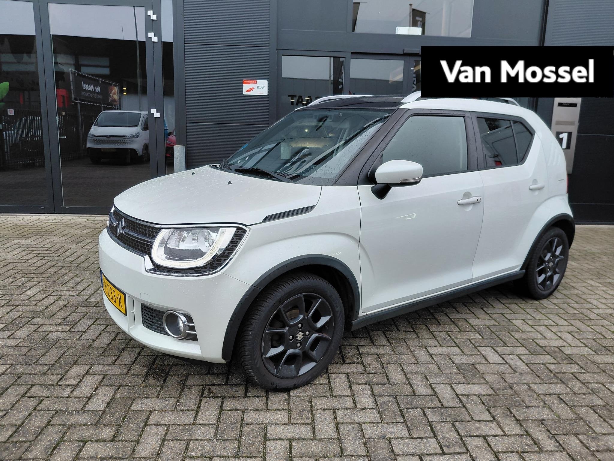 Suzuki Ignis 1.2 Stijl | AUTOMAAT! |, 12 maanden, Stof, Gebruikt, 4 cilinders