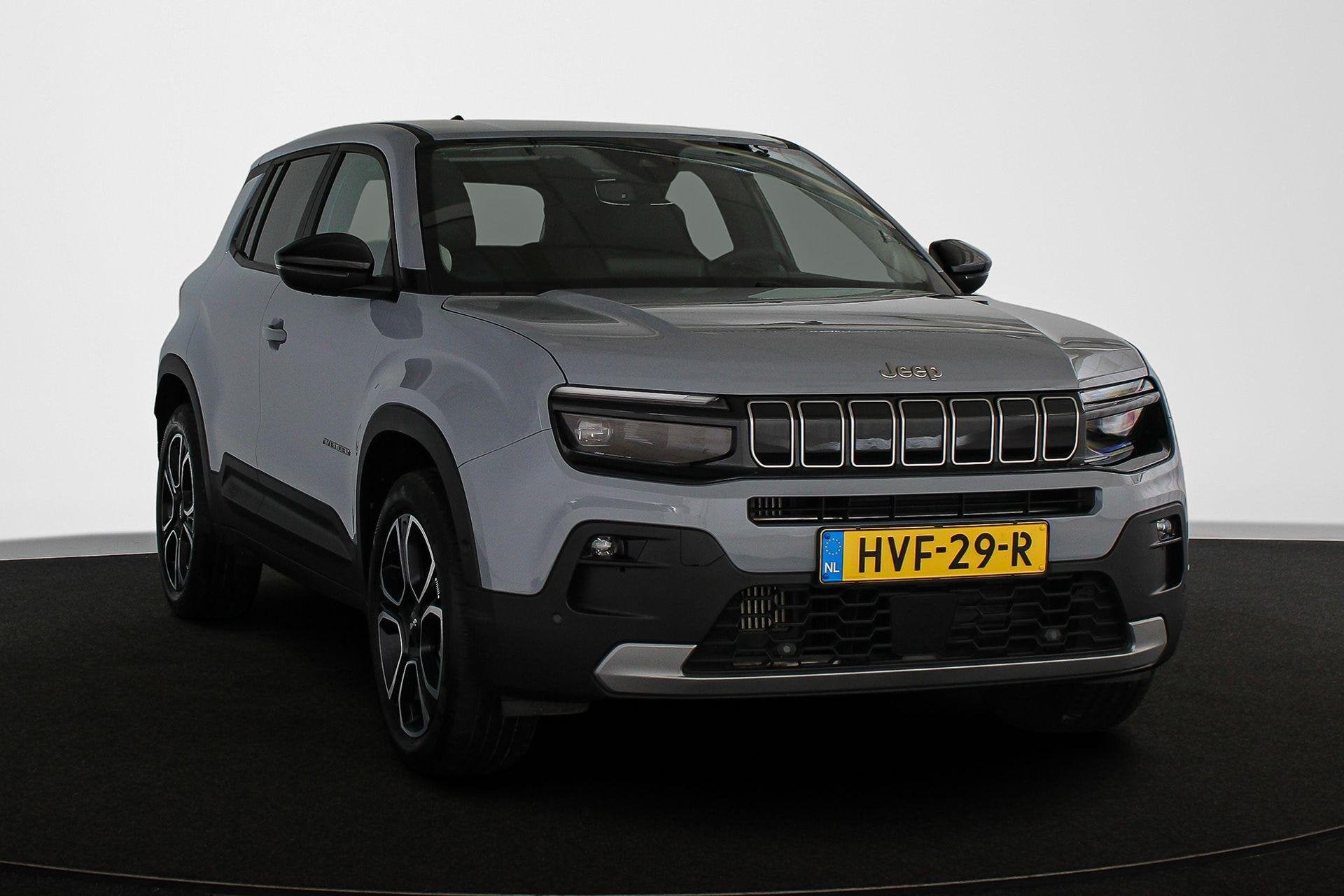 Jeep Avenger 1.2 e-Hybrid Altitude JBL Keyless Elektrisce Ac, Auto's, Jeep, Stof, Gebruikt, 1199 cc, 620 kg