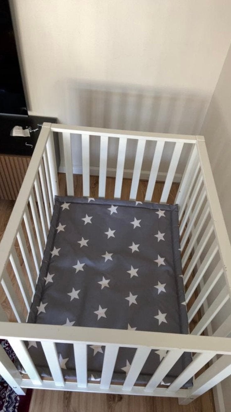Witte baby box met boxkleed voor opa en oma (72,5x92,5cm), Ophalen of Verzenden, Gebruikt, Rechthoekig, Boxkleed