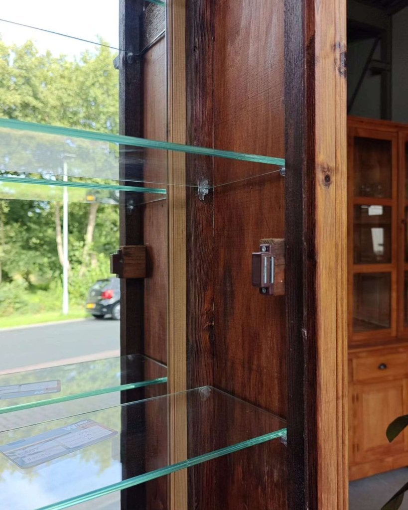 Antieke smalle museumkast | Barbierskast | Winkelkast #2919, Ophalen of Verzenden