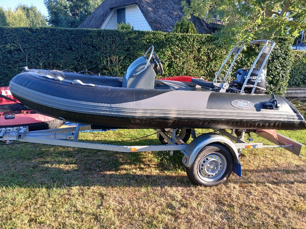 Tohatsu 9.8 pk 4-takt buitenboordmotor – Met gratis Rib boot, Watersport en Boten, Ophalen, 10 tot 30 pk, Gebruikt, Elektrische start