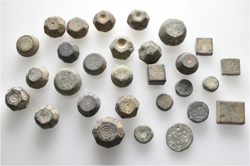 29 Byzantijnse en islamitische bronzen gewichten middeleeuws, Antiek en Kunst, Antiek | Koper en Brons, Verzenden, Brons