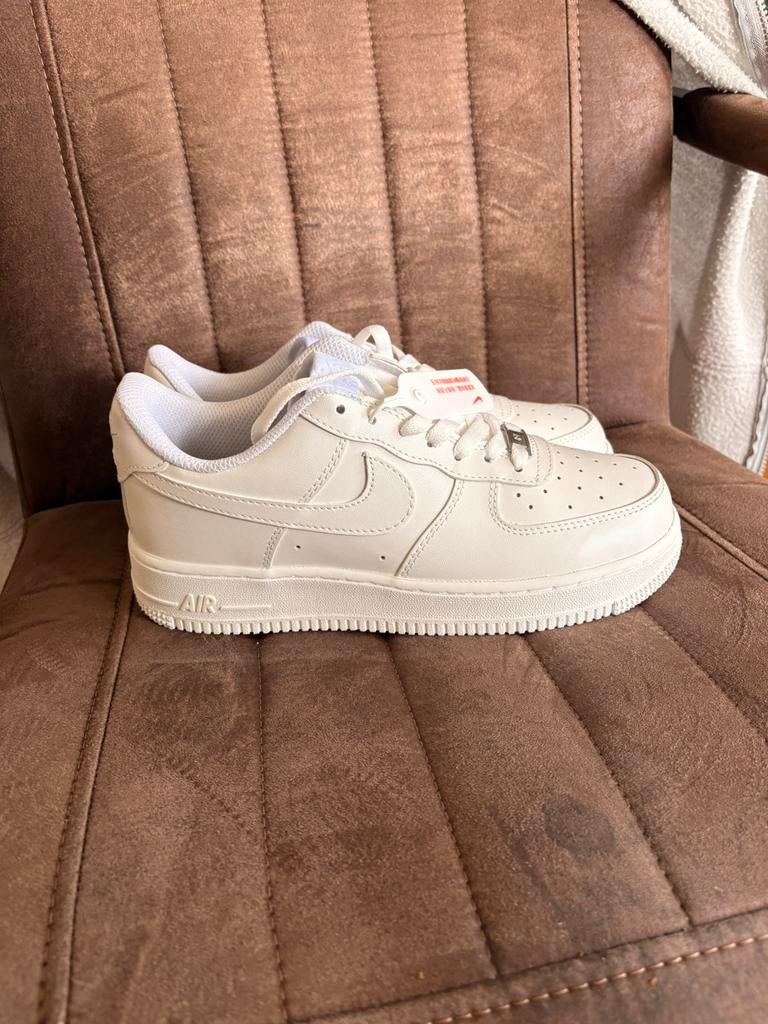 Air force 1, Wit, Nieuw, Ophalen of Verzenden, Sneakers of Gympen