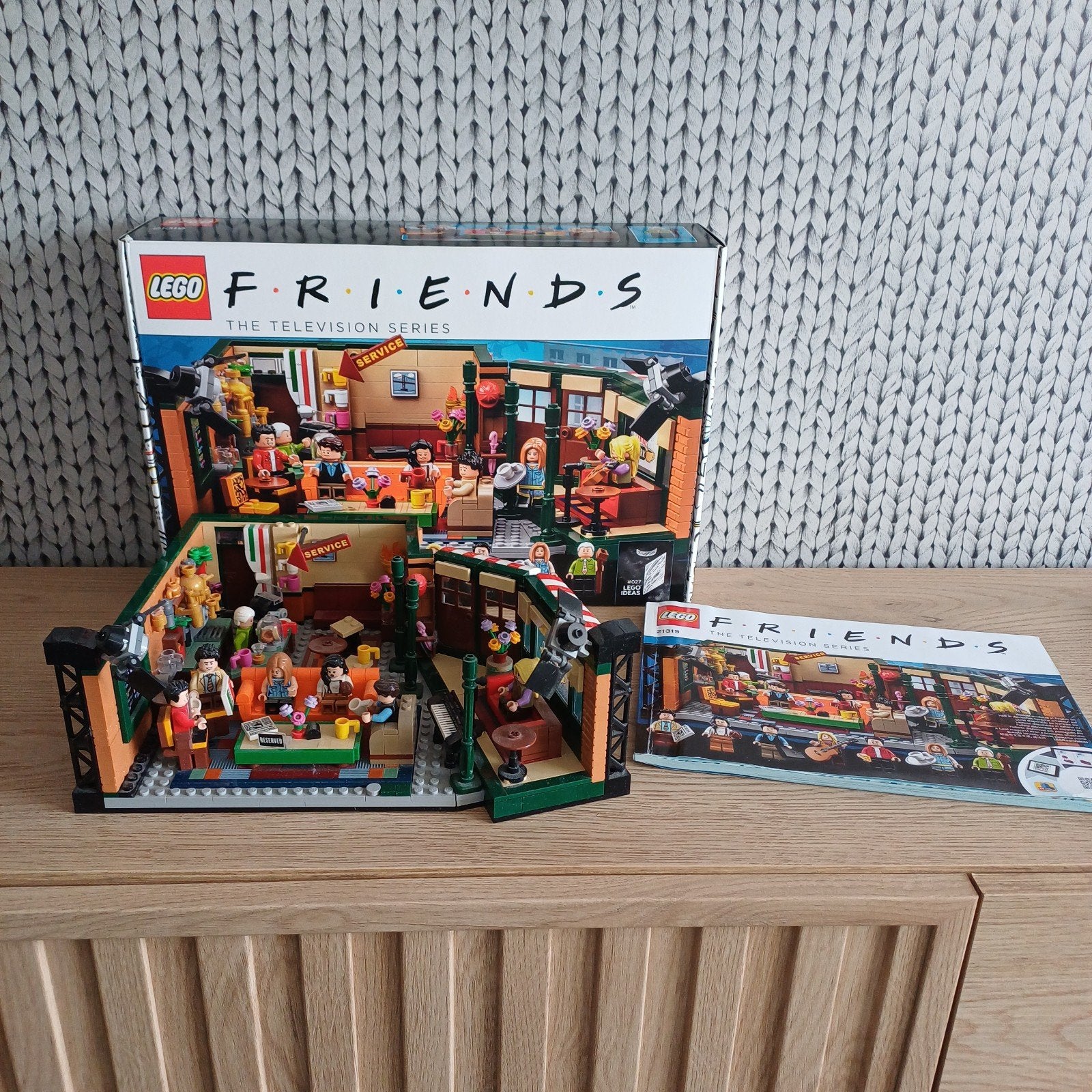 Lego Ideas 21319 Friends Central Perk compleet, Lego, Friends, Ophalen of Verzenden, Zo goed als nieuw