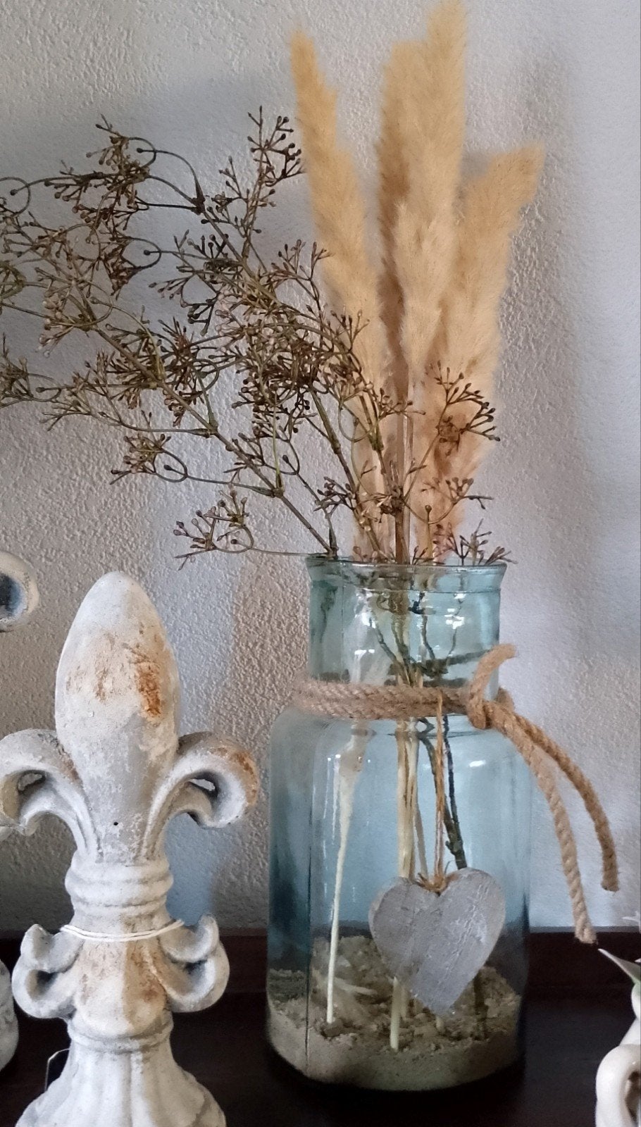 Decoratieve vaas met kunst en droogbloemen, Transparant, Ophalen of Verzenden, Inclusief droogbloemen, Glas