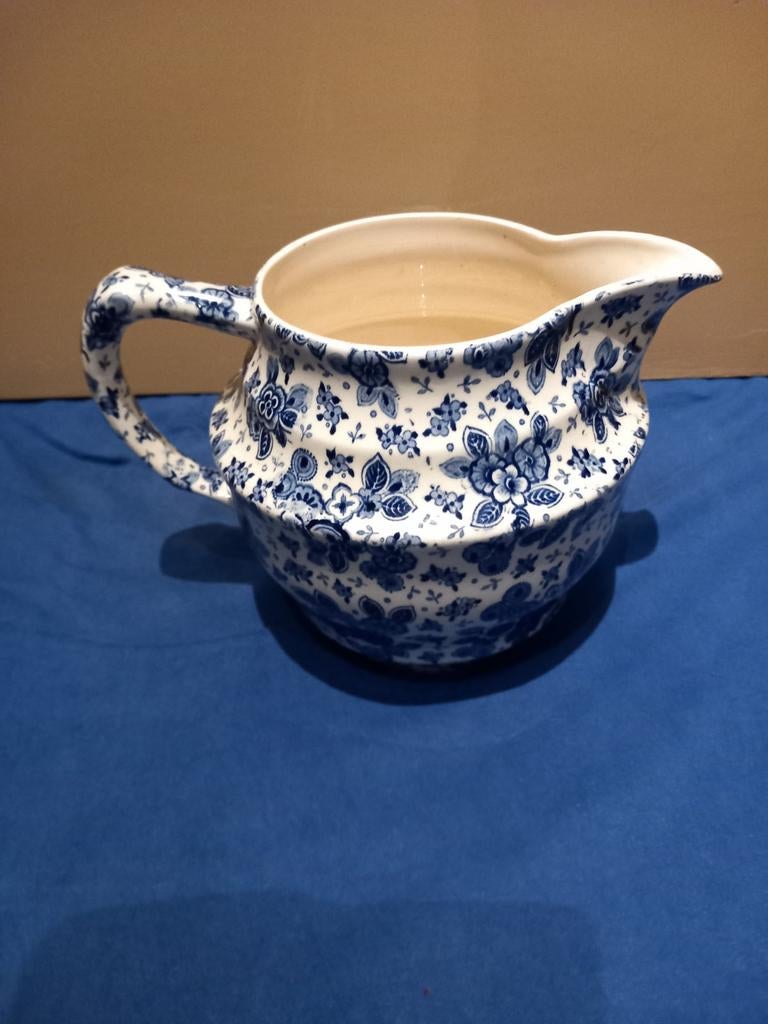 Petrus Regout Beatrix melkkan, Antiek en Kunst, Antiek | Servies los, Ophalen of Verzenden