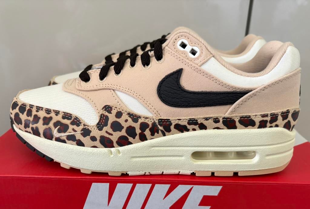 Nike Air Max 1 ‘87 Leopard mt 39, Beige, Nieuw, Ophalen of Verzenden, Sneakers of Gympen