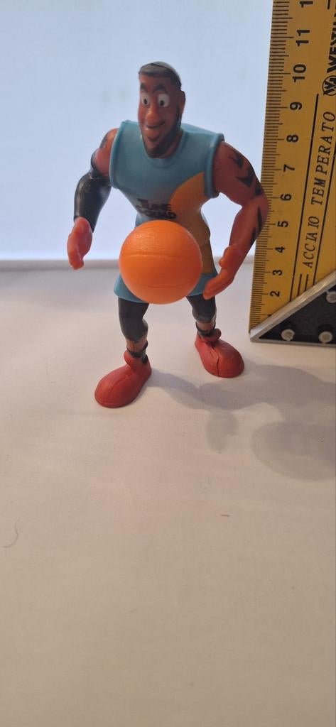 Lebron james space jam poppetje (27.4), Ophalen of Verzenden, Zo goed als nieuw, China, .