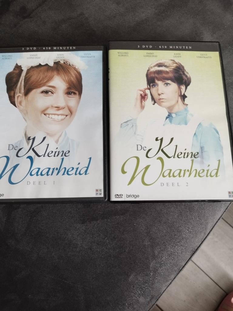 De Kleine Waarheid  Willeke Alberti deel 1 en 2, Alle leeftijden, Ophalen of Verzenden, Zo goed als nieuw, Stand-up of Theatershow
