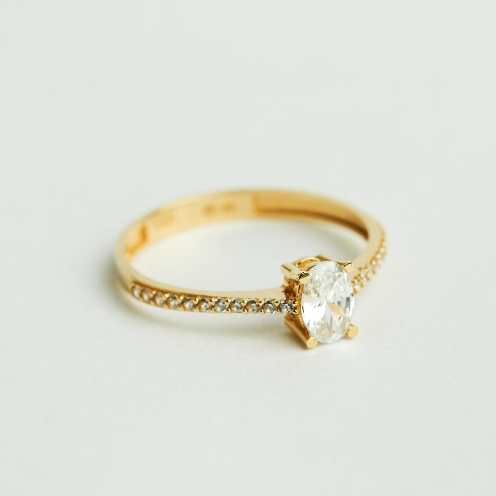 Vintage gouden ring met zirkonia verlovingsring 14 karaat, Sieraden, Tassen en Uiterlijk, Ringen, Zo goed als nieuw, Dame, 17 tot 18