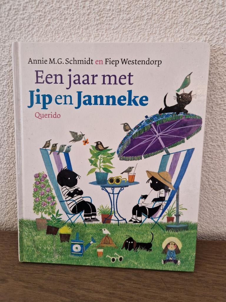 Kinderboek; Een jaar met Jip en Janneke, Ophalen of Verzenden, Zo goed als nieuw, Annie M.G. Schmidt, Fictie algemeen