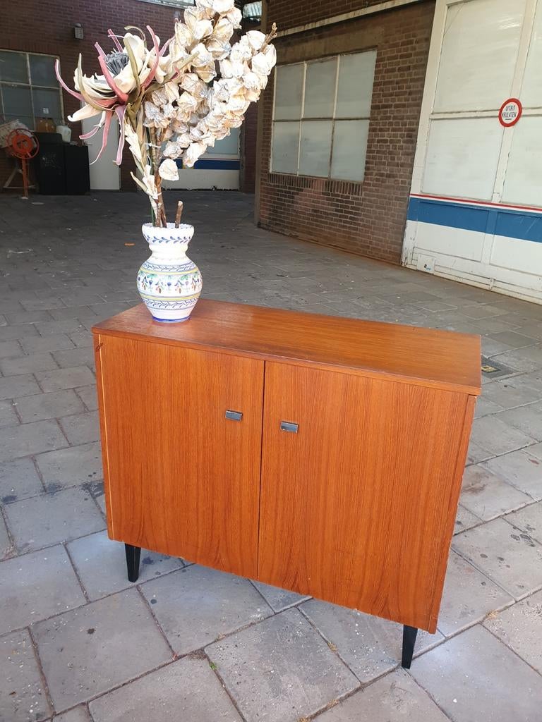 Vintage schoenenkast 93 breed 37 diep 81 hoog, Ophalen, Gebruikt, Sixties