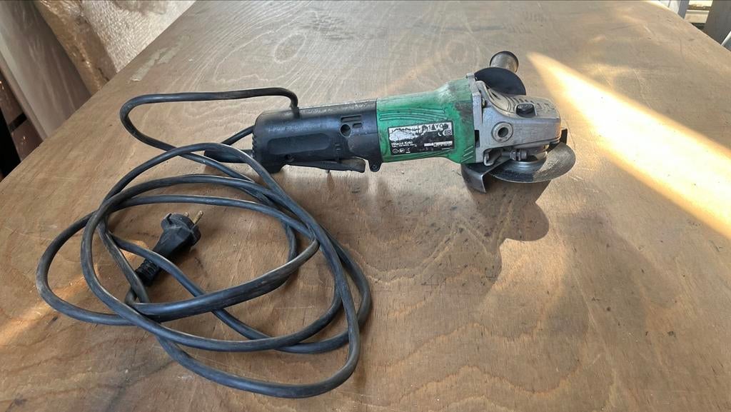 Hitachi slijpmachine, Ophalen, Zo goed als nieuw, Minder dan 700 watt