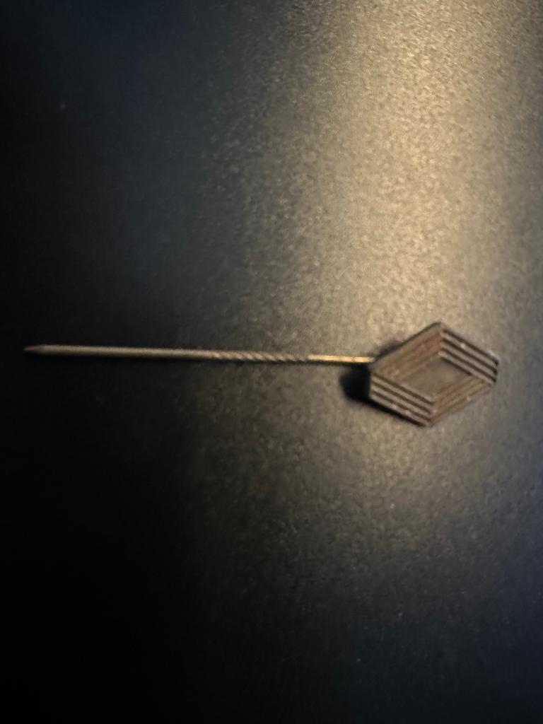 Pin speldje oude logo Renault, Ophalen of Verzenden, Gebruikt, Auto's