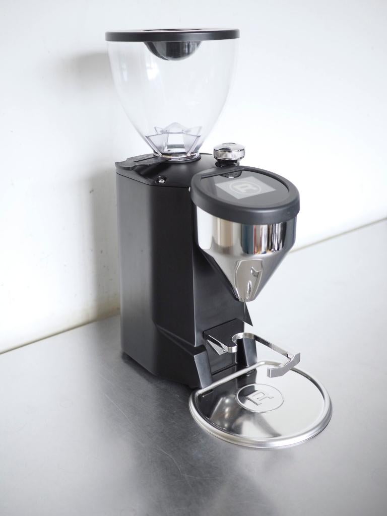 Rocket Fausto 2.1 Zwart bonenmaler koffiemolen gereviseerd, Rocket Espresso Milano S.r.l., Info@rocket-espresso.com, Refurbished