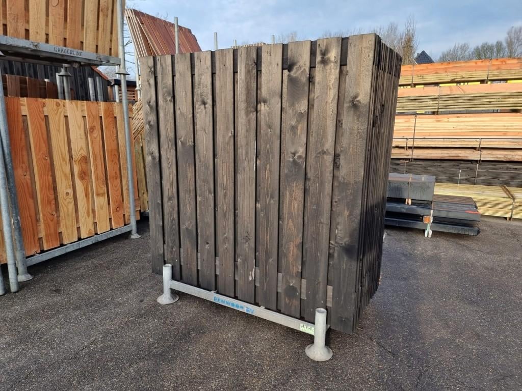 Zwart geïmpregneerd tuinscherm gladgeschaafd 21 planks!
