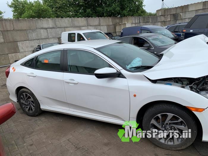 Stijl midden-rechts van een Honda Civic, Honda, Gebruikt, -, -