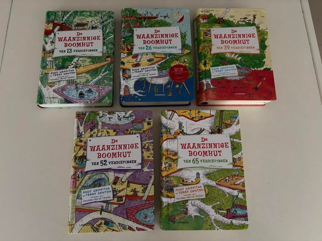De Waanzinnige Boomhut Serie - 5 Boeken Andy Griffiths!, Boeken, Kinderboeken | Jeugd | onder 10 jaar, Zo goed als nieuw, Fictie algemeen