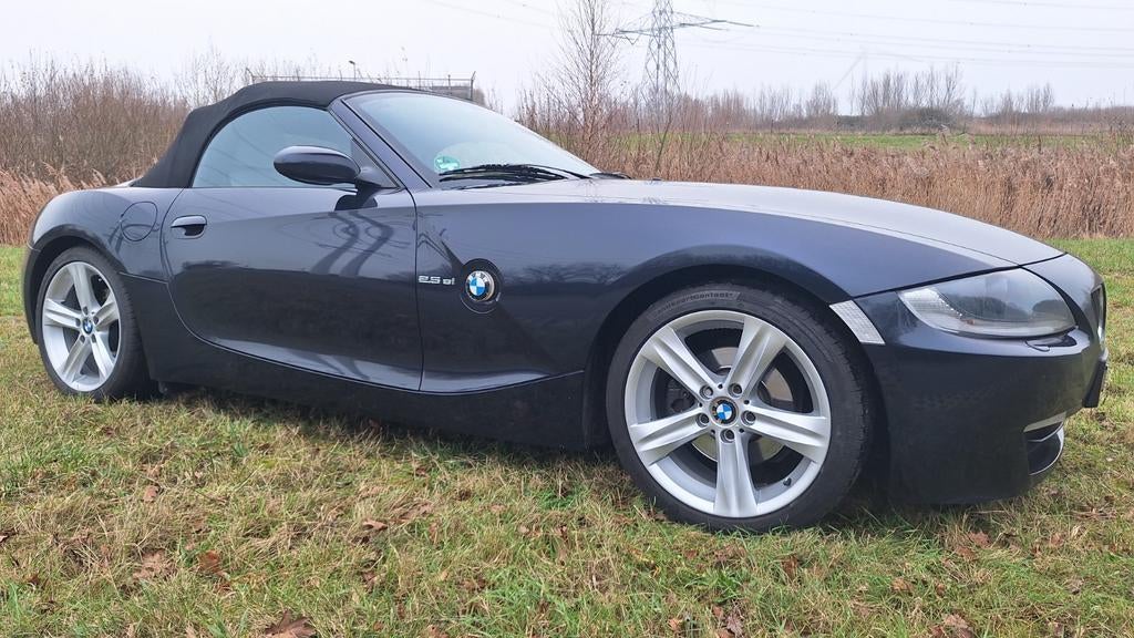 BMW Z4 2.5 Si Roadster 2007 Monacoblue, Auto's, Achterwielaandrijving, 2497 cc, Cabriolet, Blauw
