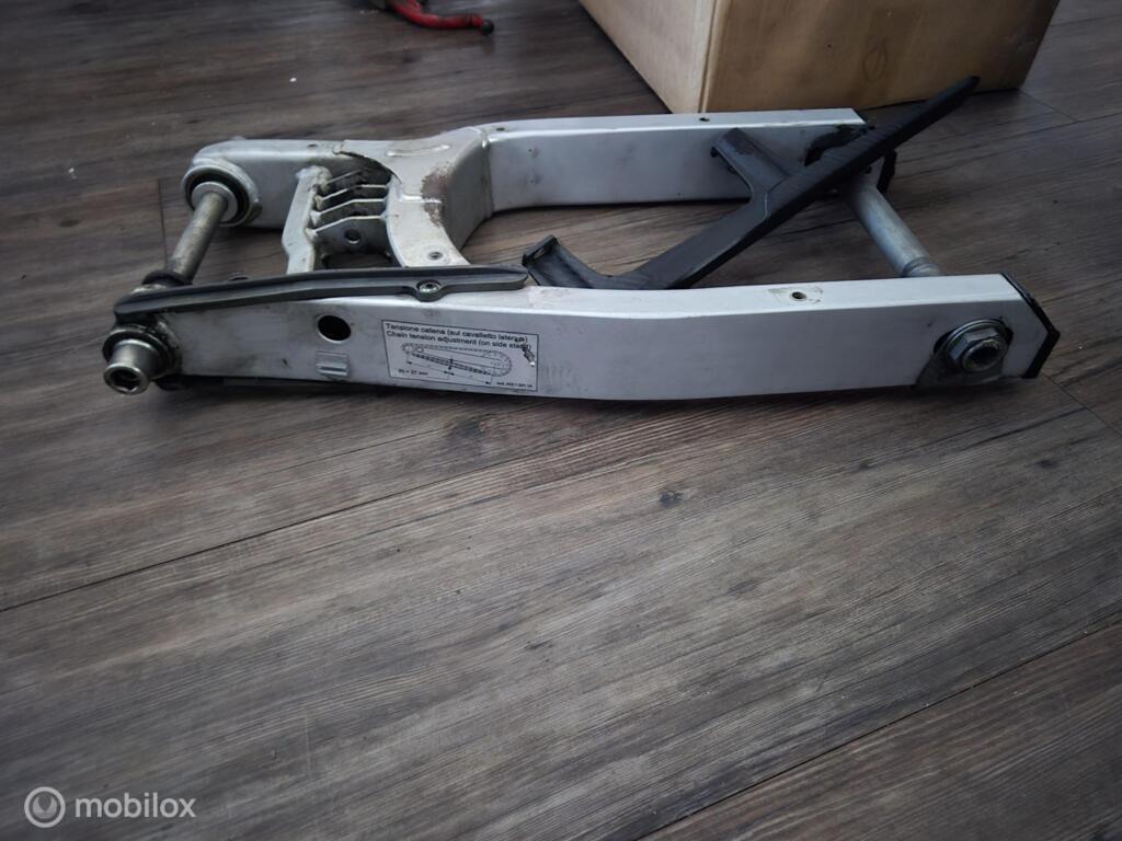 Achterbrug achtervork brug vork Multistrada 620, Motoren, Onderdelen | Ducati, Gebruikt, Factorystore.service@ducati.com, Ophalen of Verzenden