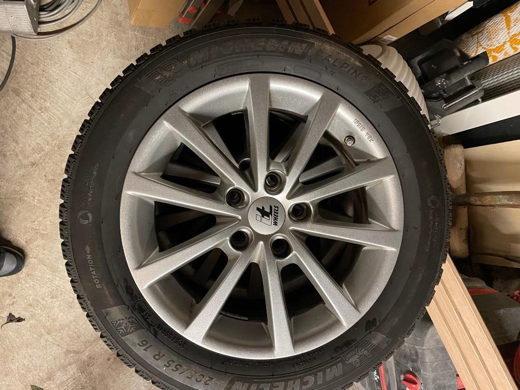 Winterbanden voor Renault Megane, Ophalen, Gebruikt, 16 inch, Band(en)
