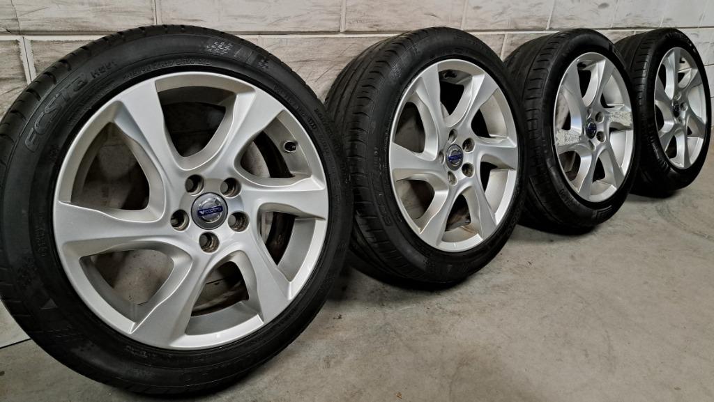 Lichtmetalen velgen Volvo V40 V50 S40 C30 V60 S60 205/50/17, Auto-onderdelen, Banden en Velgen, Gebruikt, Banden en Velgen, 17 inch